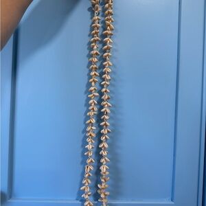 Elegant Shell Necklace